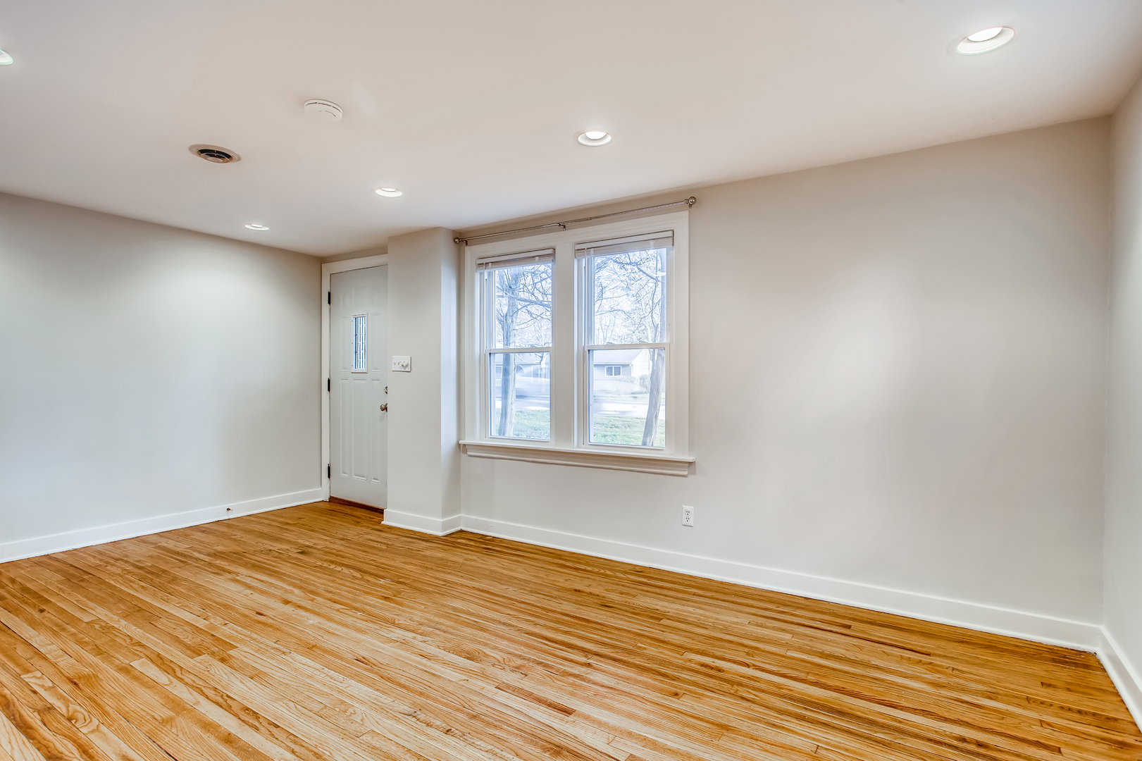 12471228 Property Photo 5