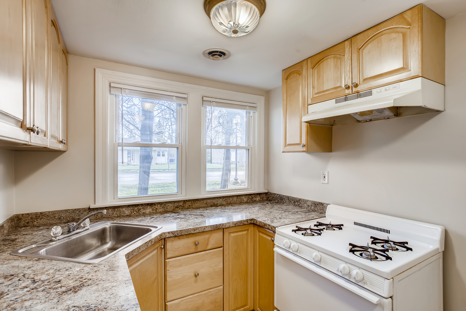 12471228 Property Photo 7