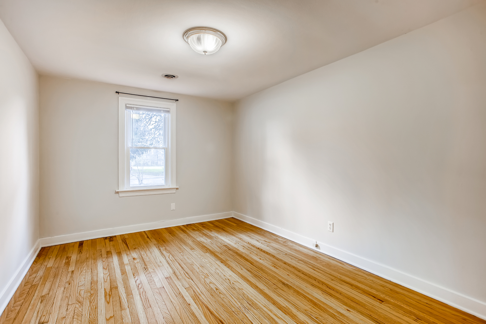 12471228 Property Photo 8