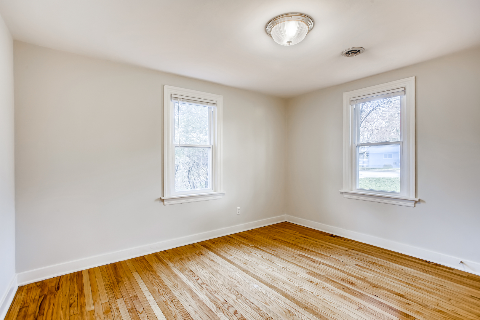 12471228 Property Photo 11