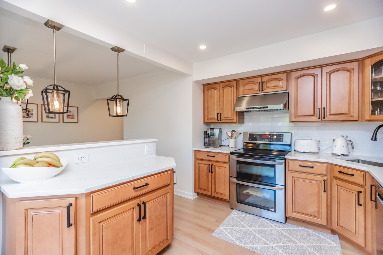 3849 Appian Way Property Photo 8