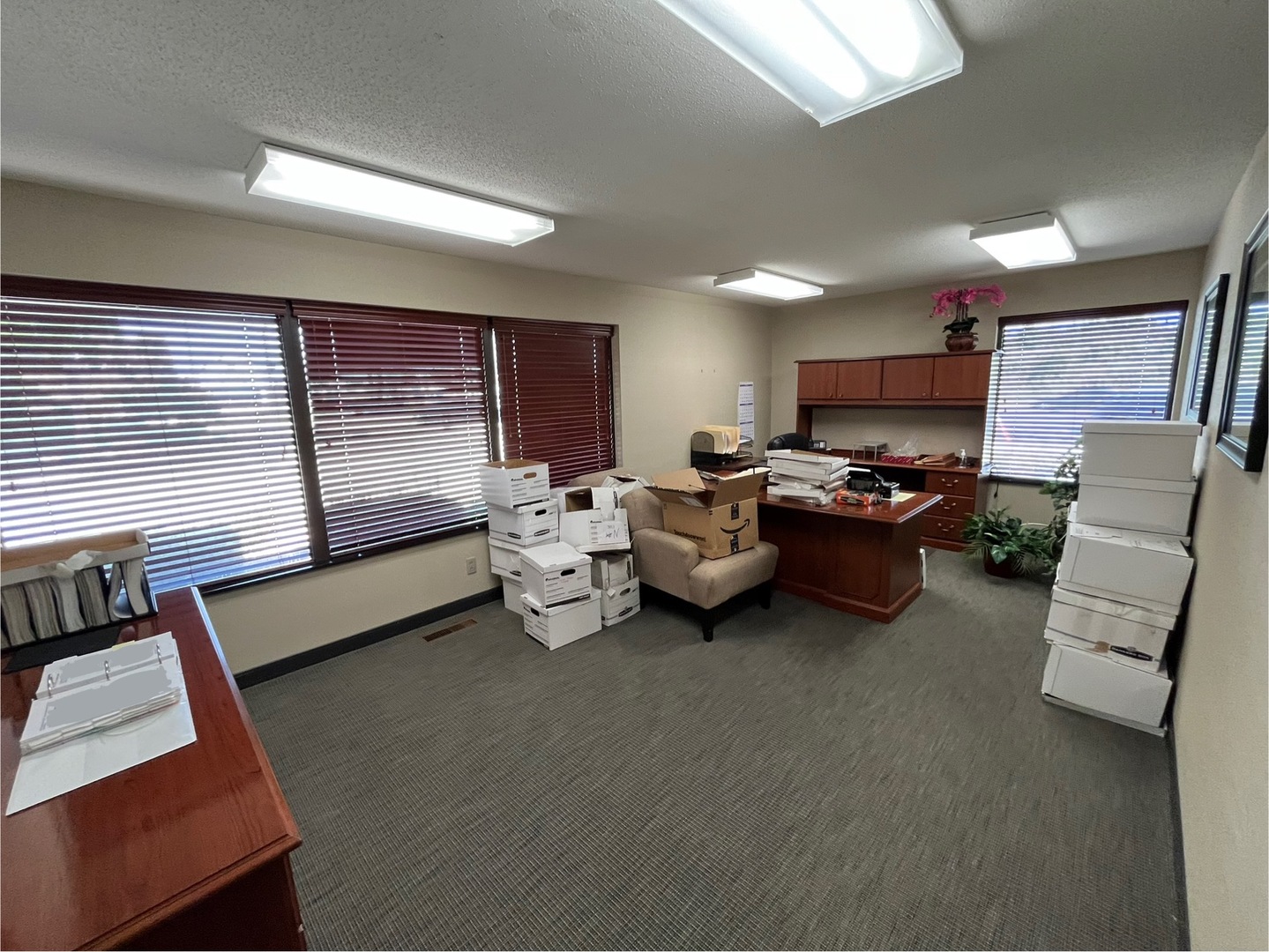 2105 N Dunlap Avenue 1a Property Photo 17