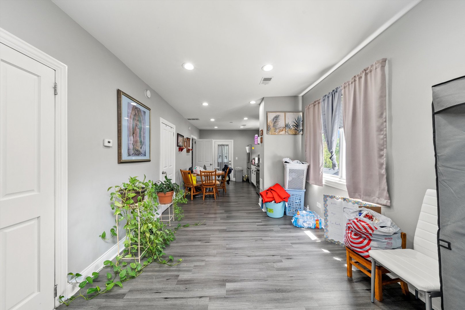 8543 S Burley Avenue Property Photo 8