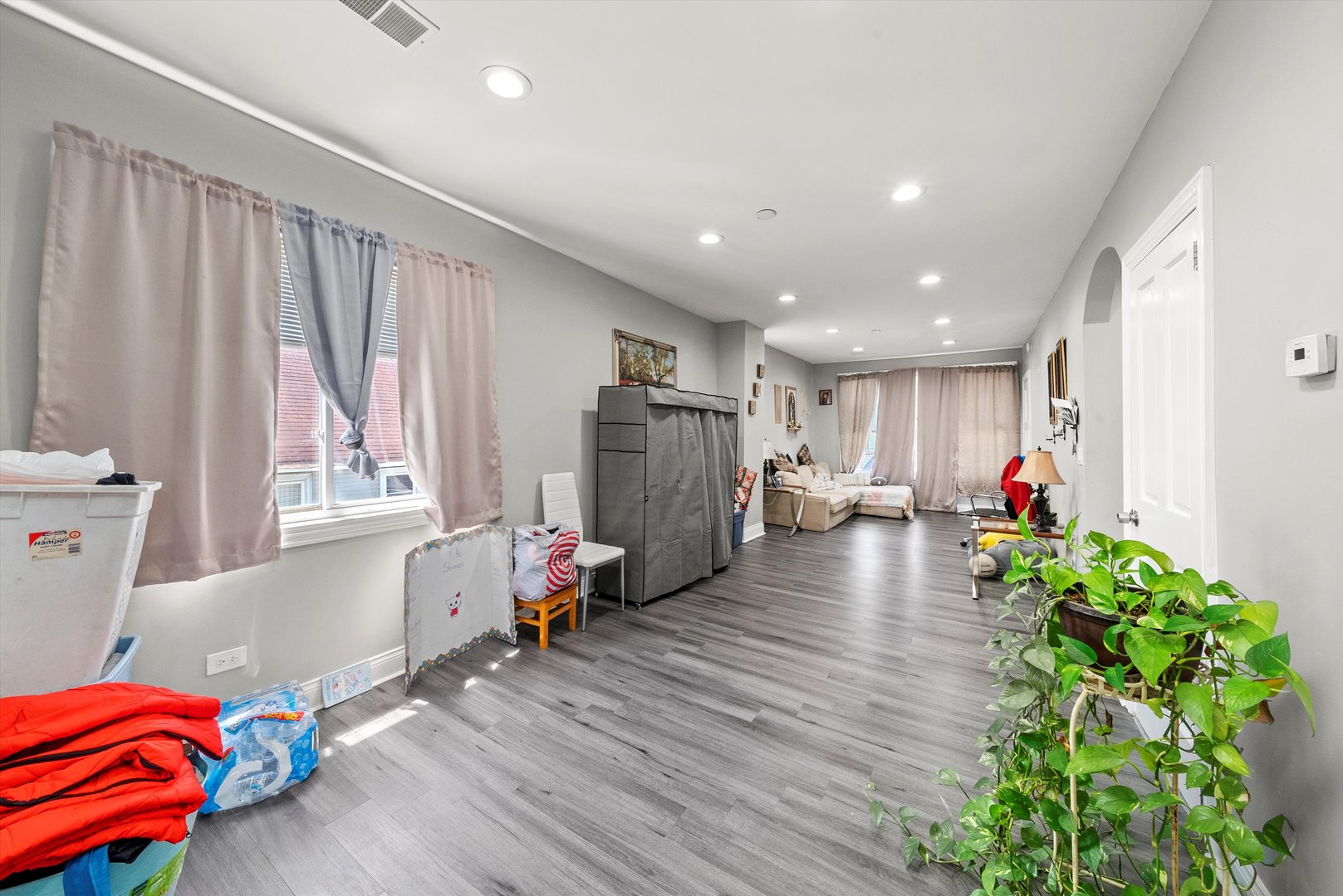 8543 S Burley Avenue Property Photo 14