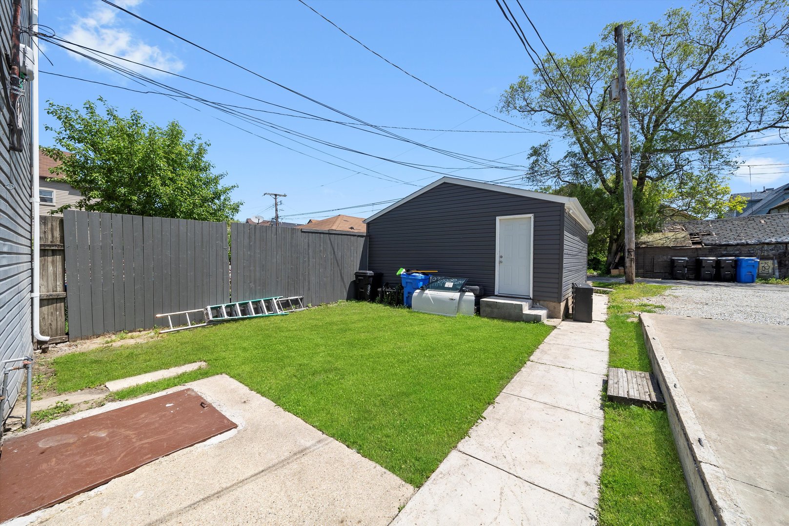 8543 S Burley Avenue Property Photo 16