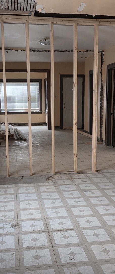 305 153rd Street Property Photo 2