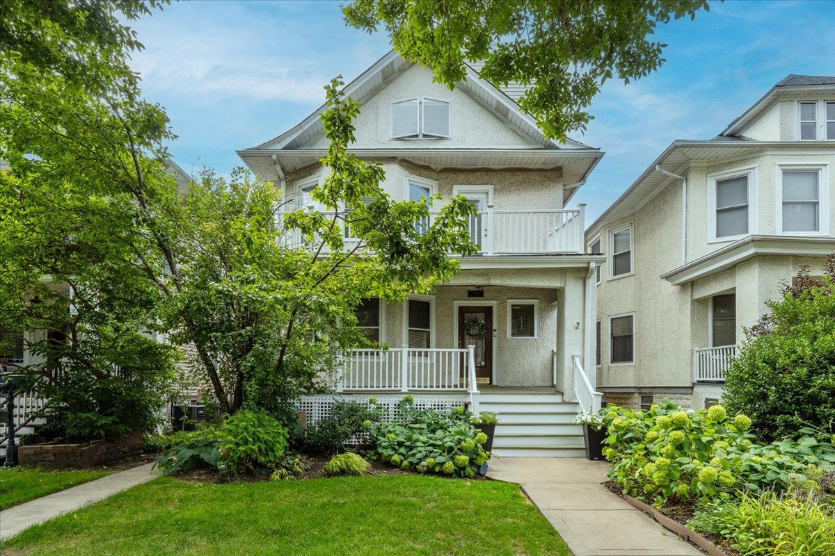 5043 W Sunnyside Avenue Property Photo 2