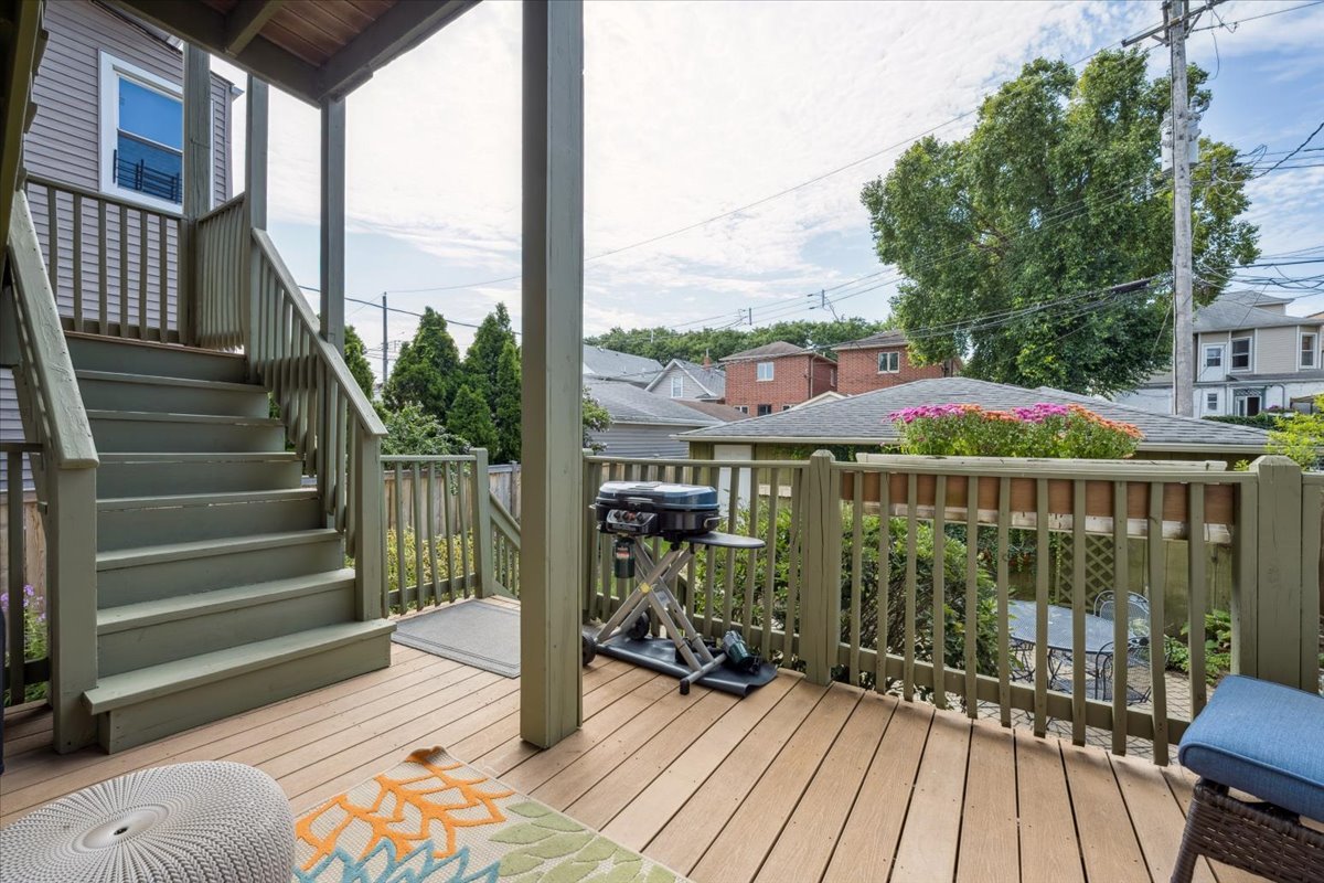 5043 W Sunnyside Avenue Property Photo 7