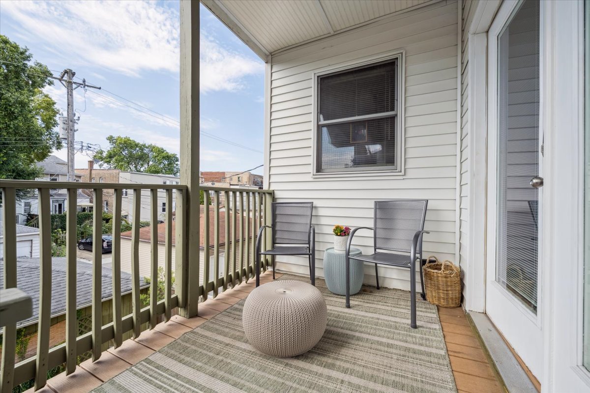 5043 W Sunnyside Avenue Property Photo 8