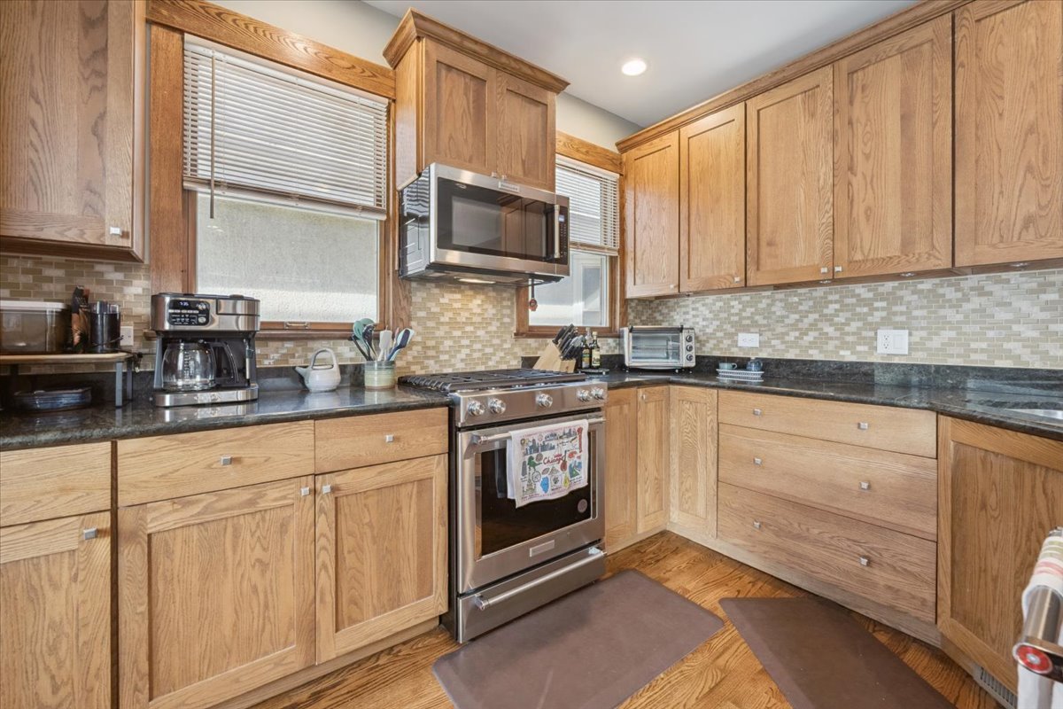 5043 W Sunnyside Avenue Property Photo 18