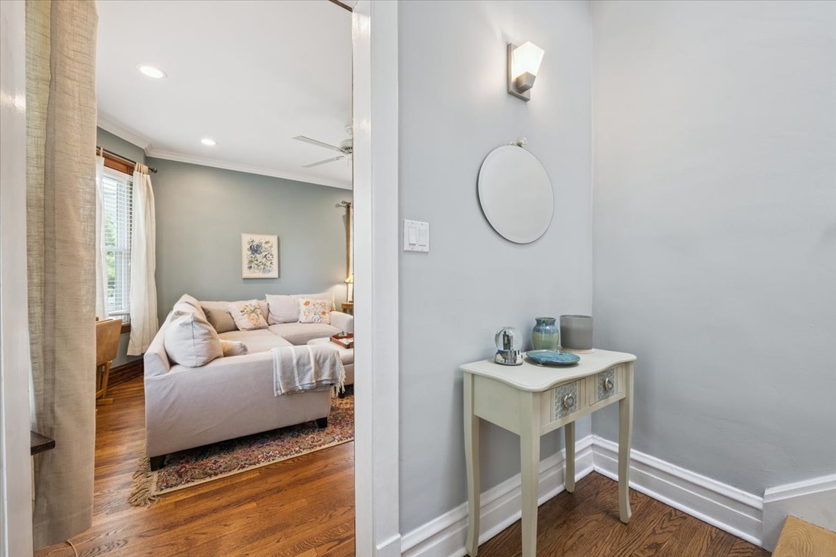 5043 W Sunnyside Avenue Property Photo 27