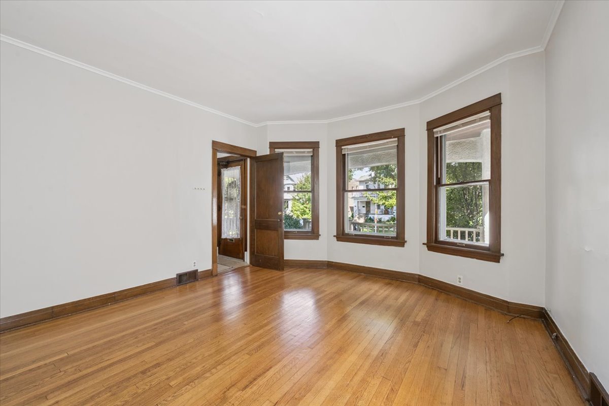 5043 W Sunnyside Avenue Property Photo 39