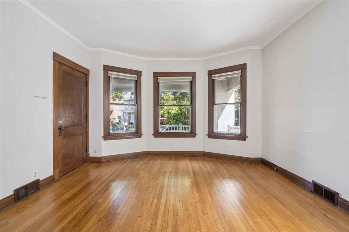 5043 W Sunnyside Avenue Property Photo 41