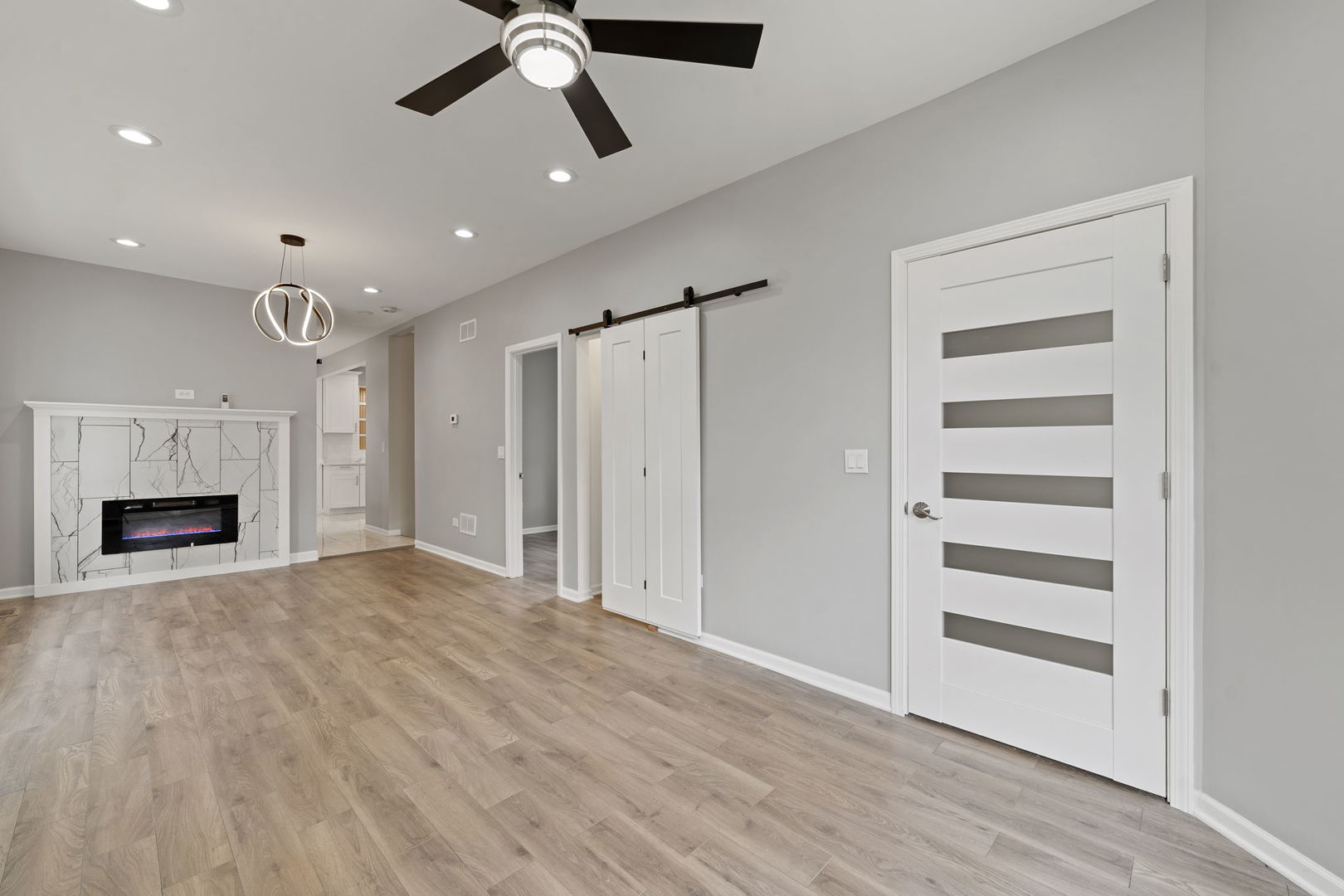 4819 W Superior Street Property Photo 4