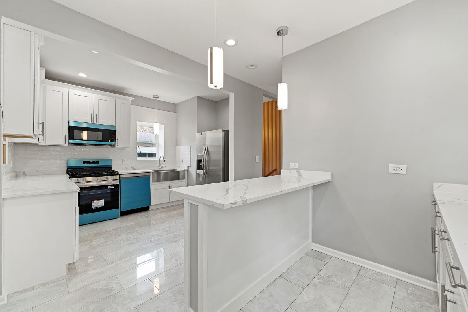 4819 W Superior Street Property Photo 12