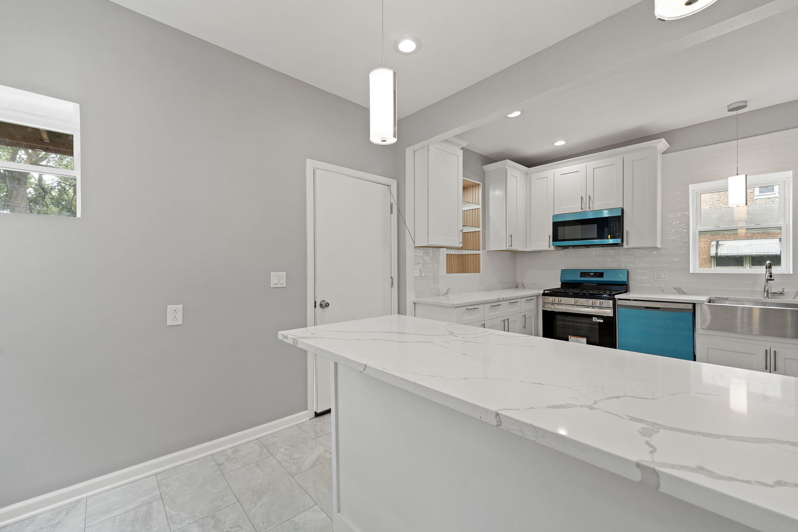 4819 W Superior Street Property Photo 13