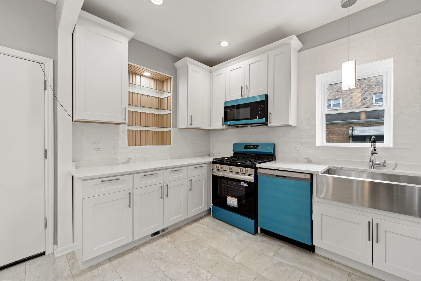 4819 W Superior Street Property Photo 16