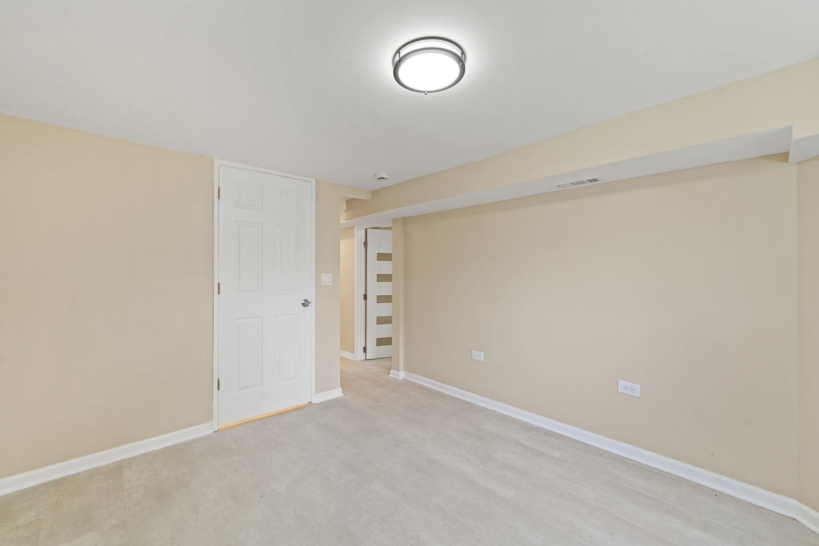 4819 W Superior Street Property Photo 25