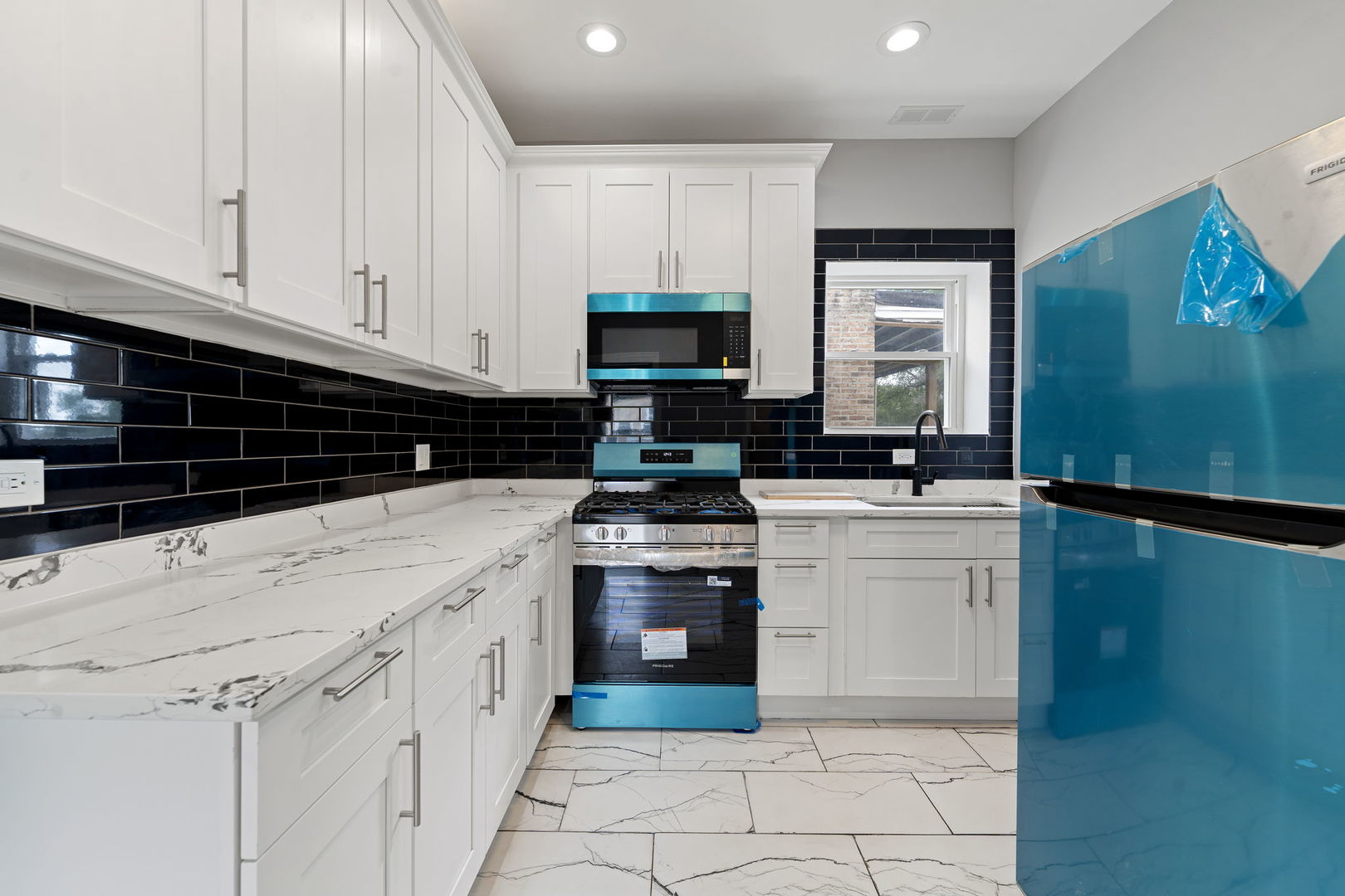 4819 W Superior Street Property Photo 37