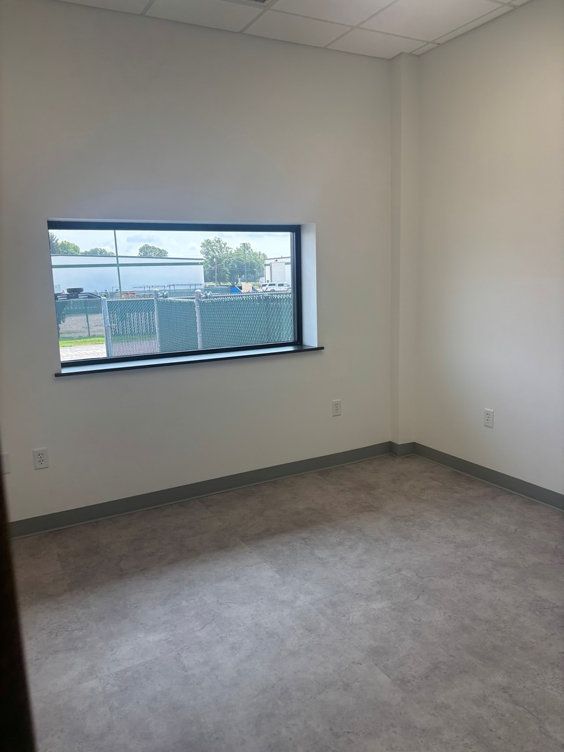 354 Civic Road Property Photo 15