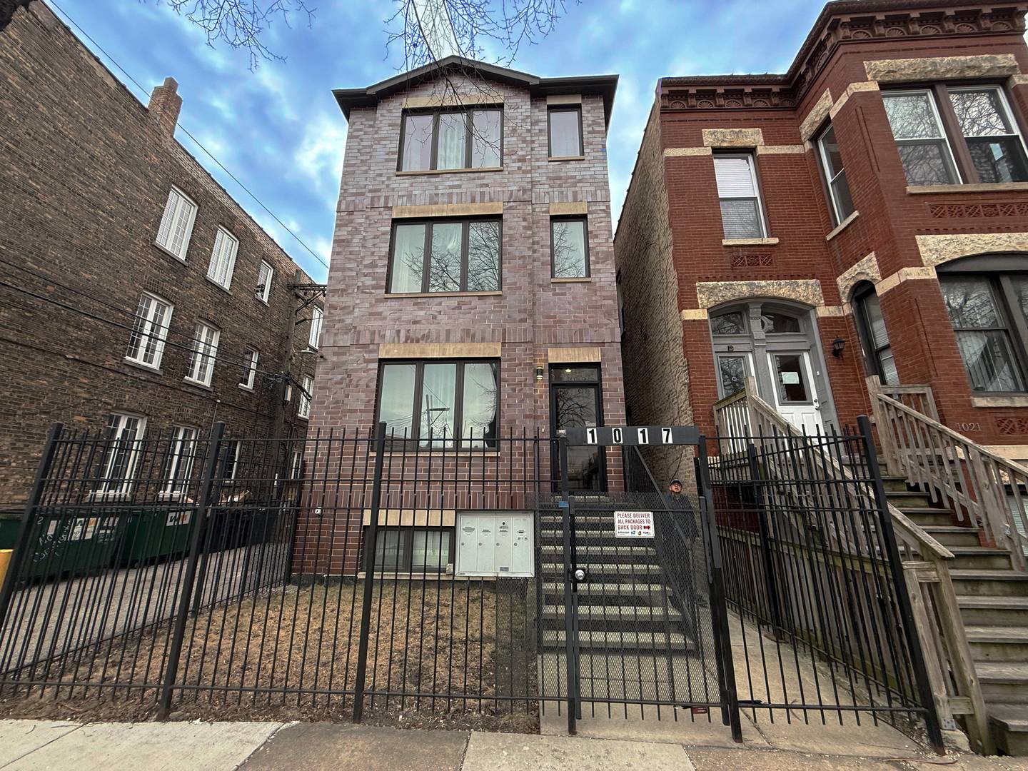 1017 S Claremont Avenue Property Photo 1