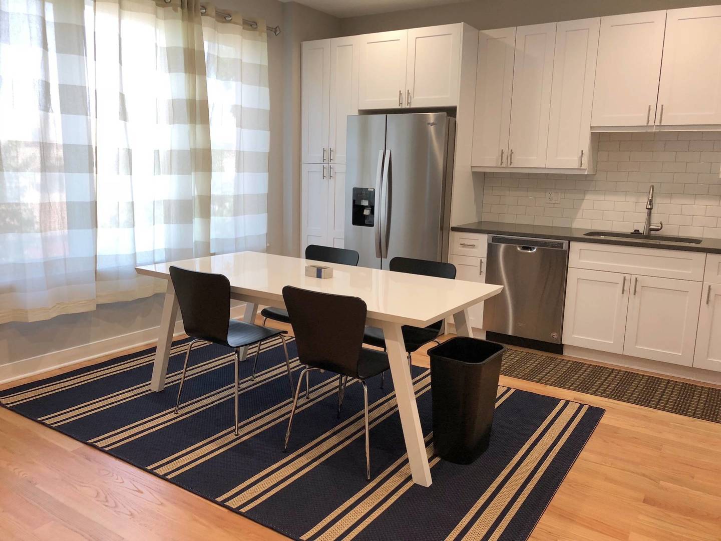 1017 S Claremont Avenue Property Photo 5