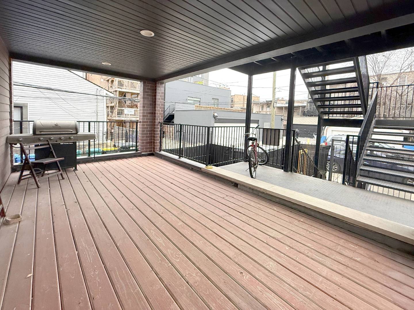 1017 S Claremont Avenue Property Photo 18