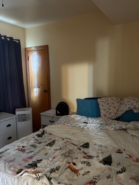 6541 S Artesian Avenue Property Photo 9