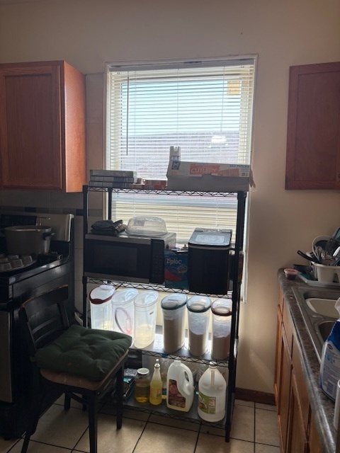 6541 S Artesian Avenue Property Photo 10