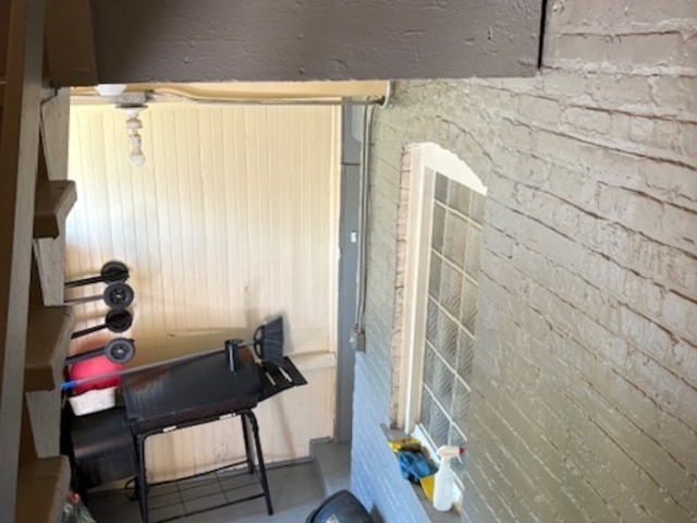 6541 S Artesian Avenue Property Photo 14