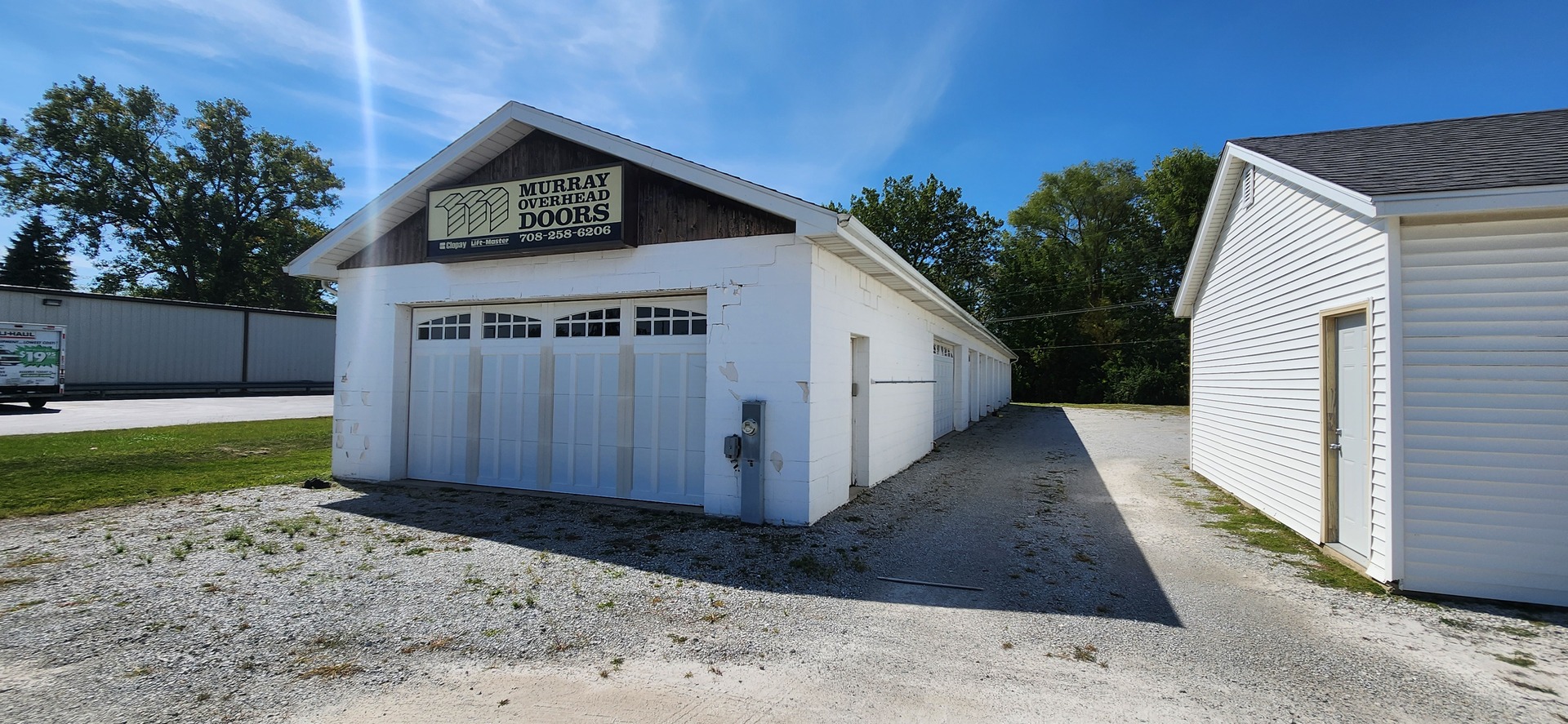 368 N Harlem Avenue Property Photo 3