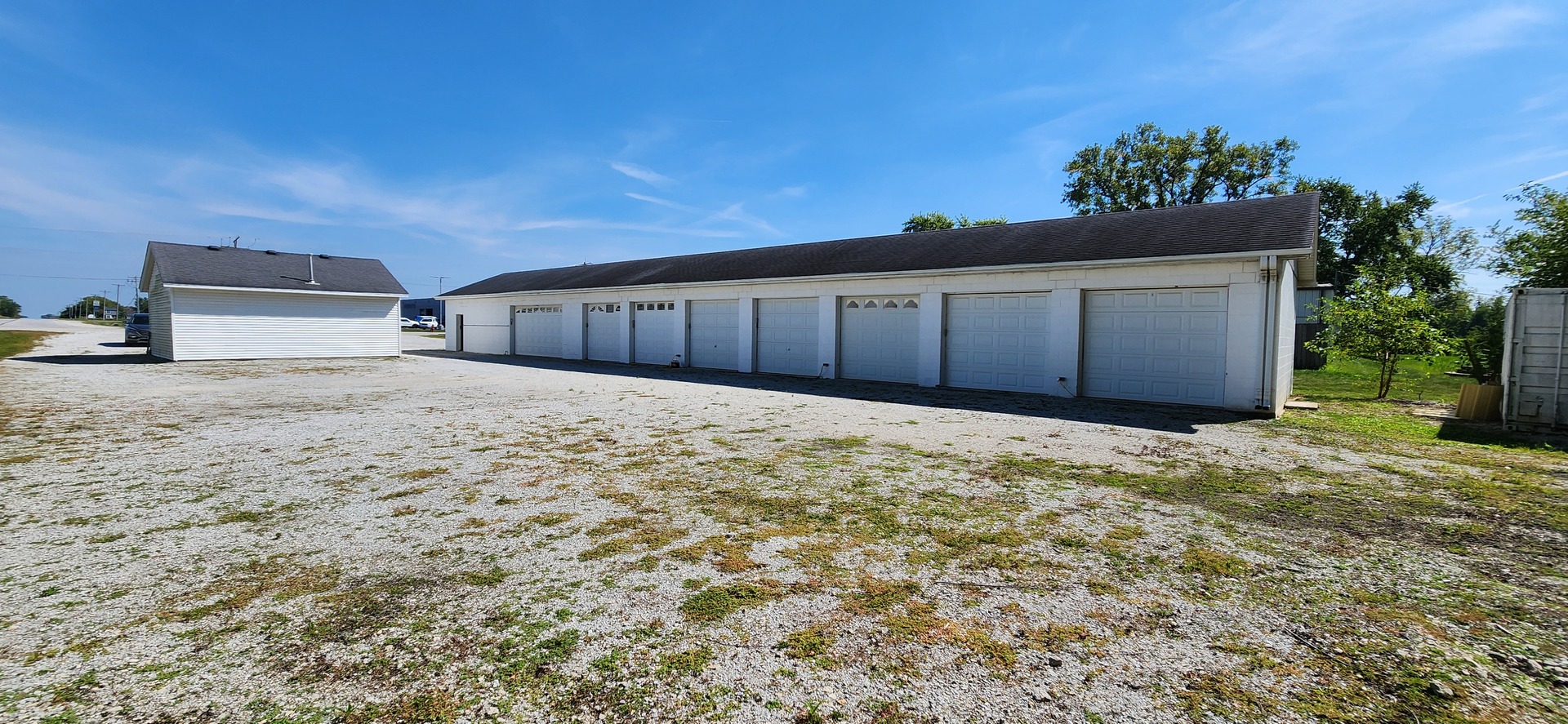 368 N Harlem Avenue Property Photo 4
