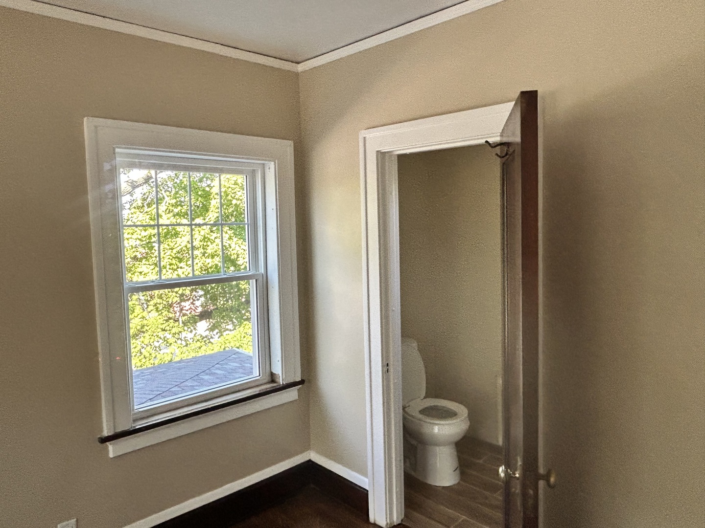 200 E Dakota Street Property Photo 19