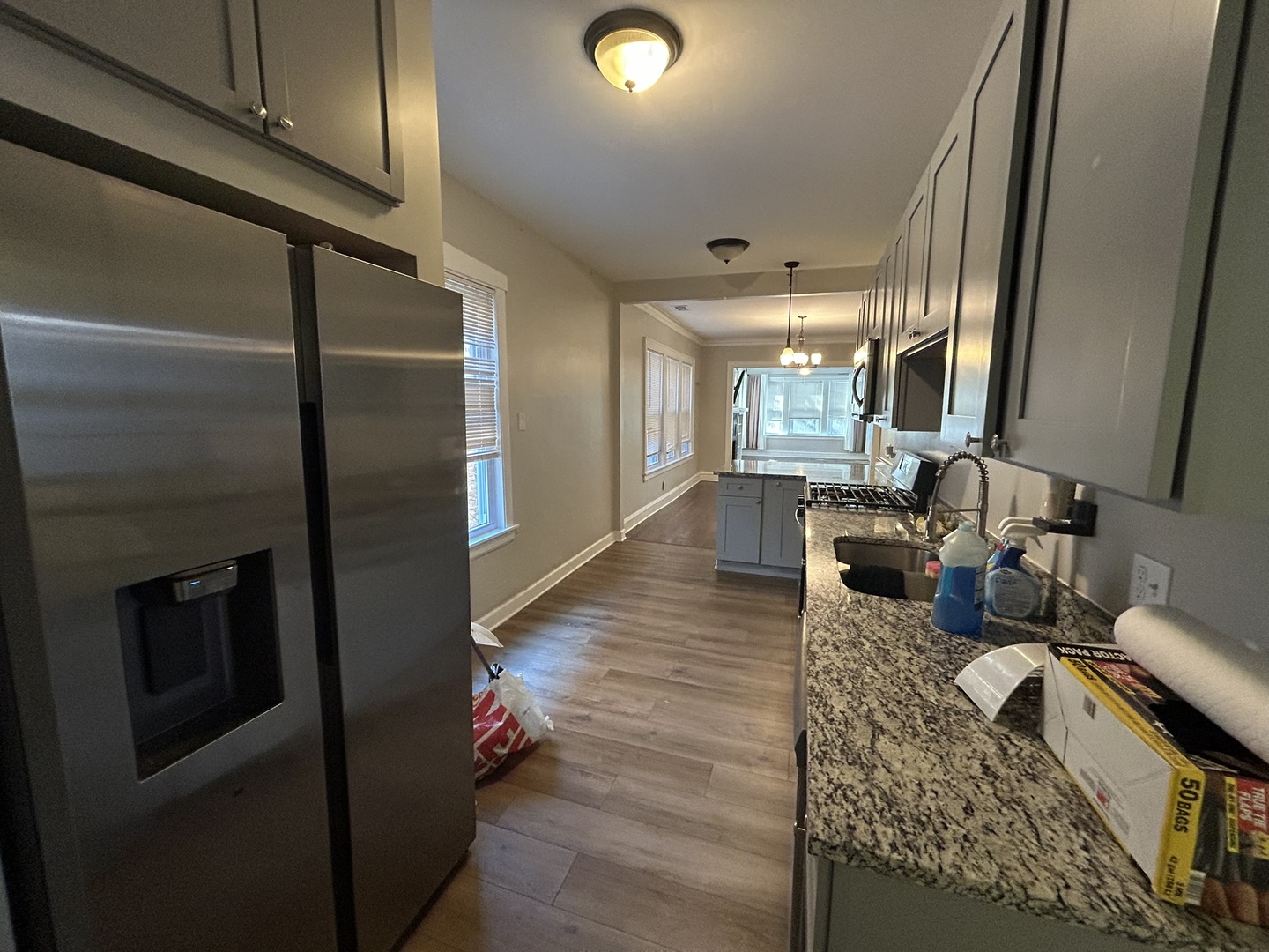 6117 N Meade Avenue Property Photo 3