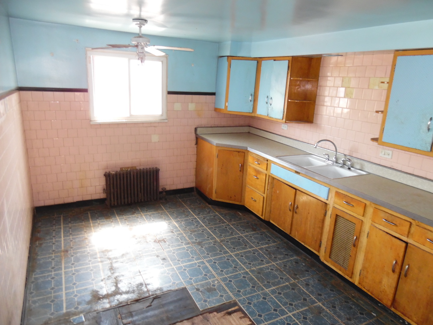 8211 S Morgan Street Property Photo 11