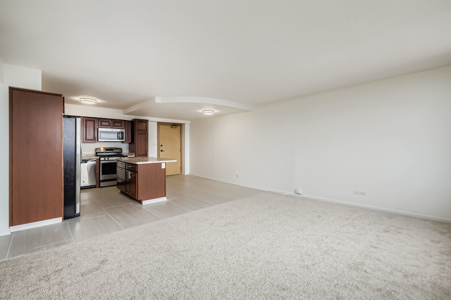 7234 W North Avenue 1602 Property Photo 9