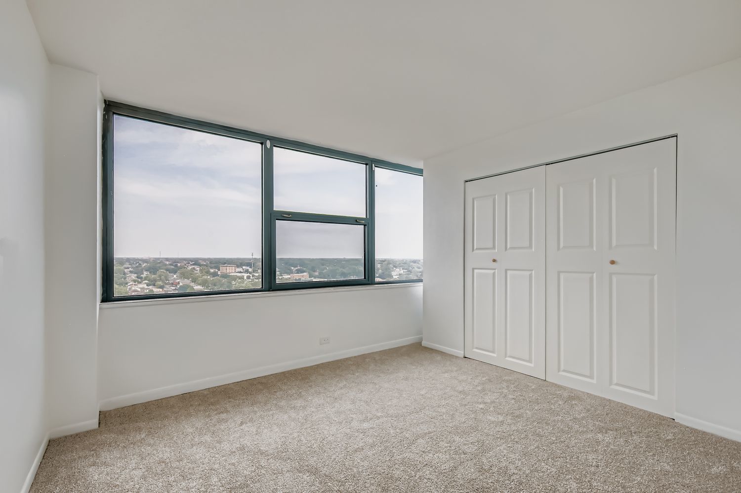 7234 W North Avenue 1602 Property Photo 15