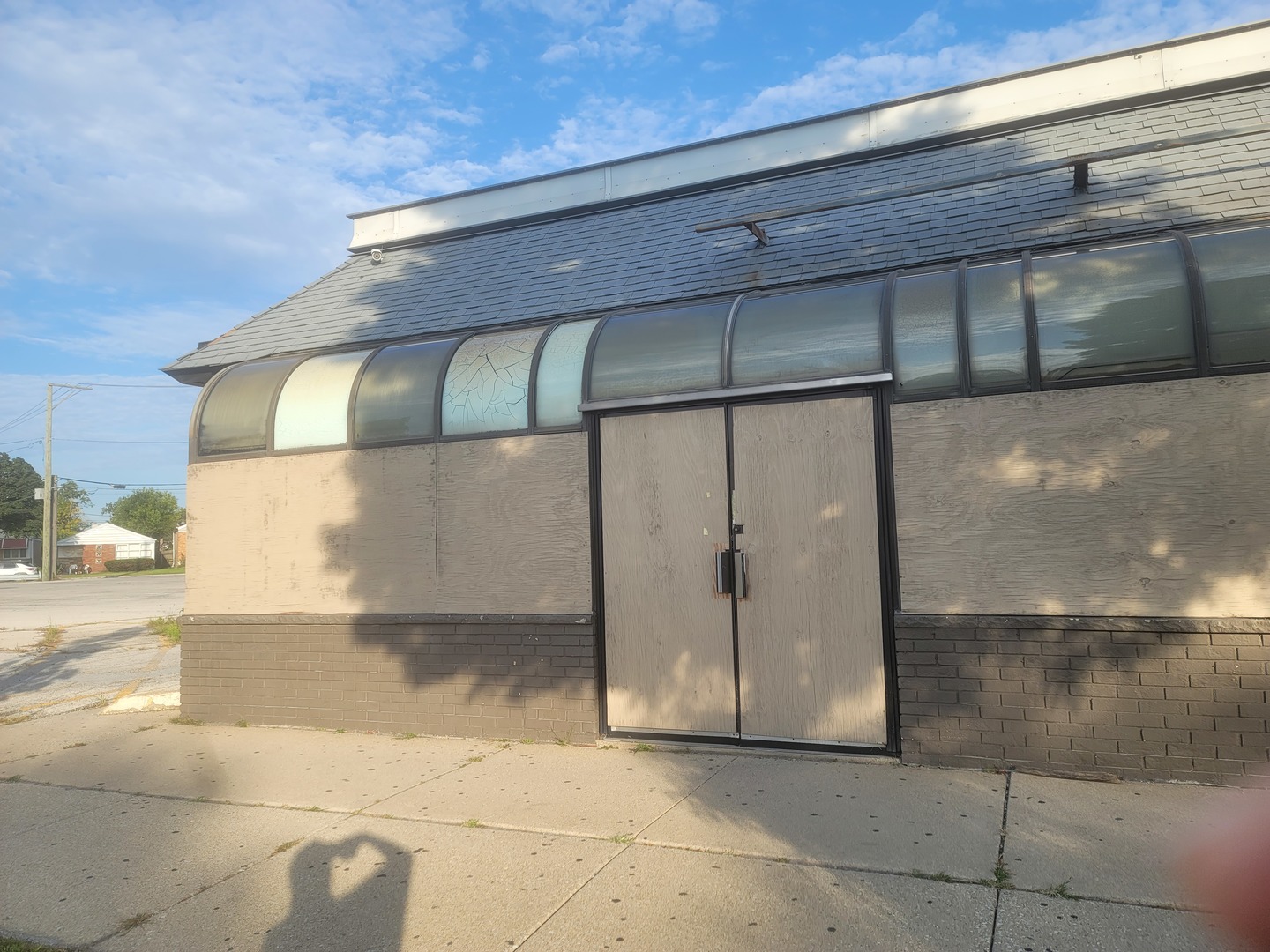 3200 W Columbus Avenue Property Photo 4
