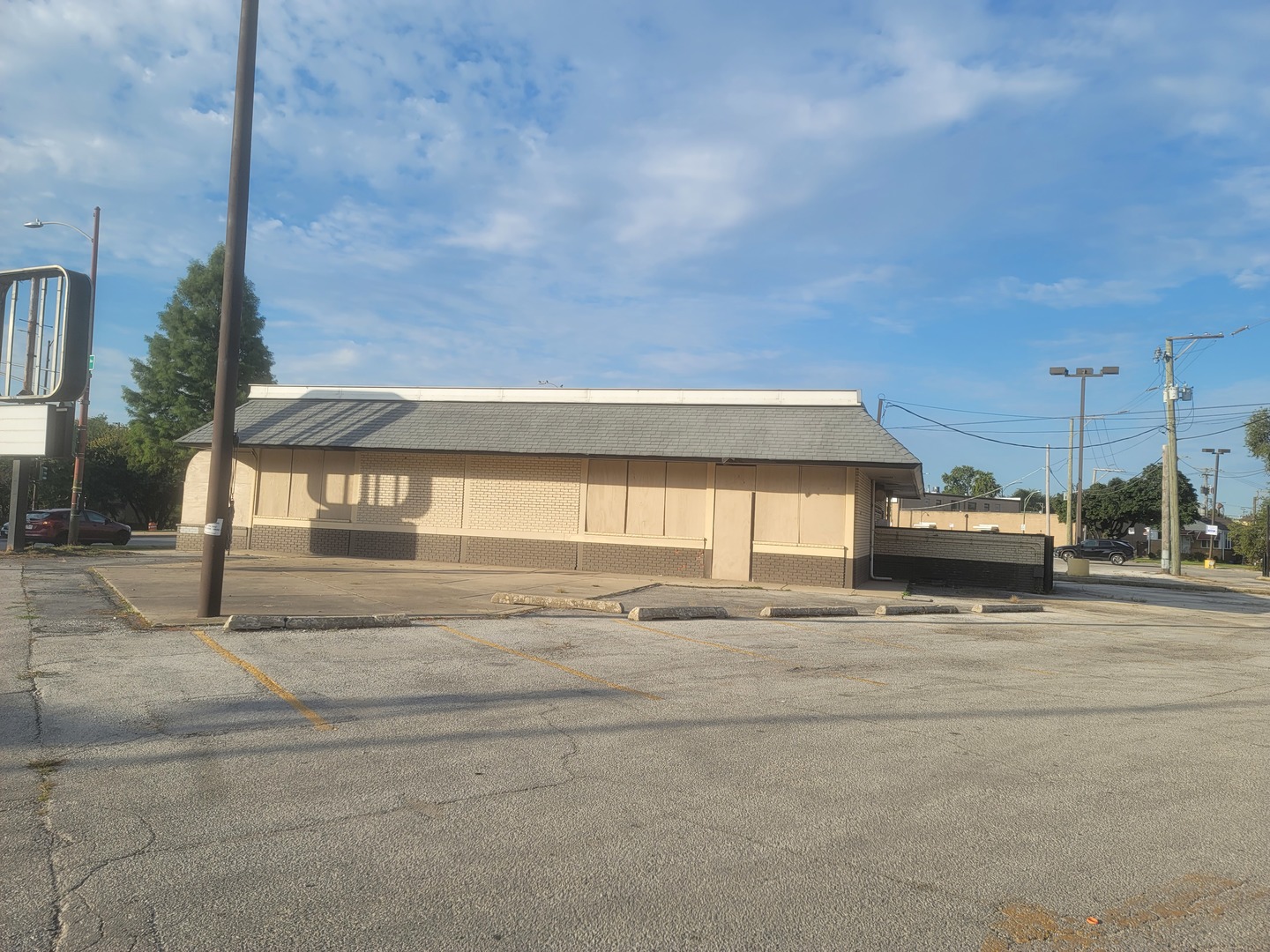 3200 W Columbus Avenue Property Photo 5