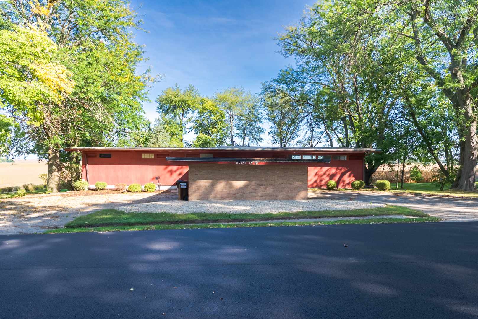 706 N 4th Street Property Photo 1