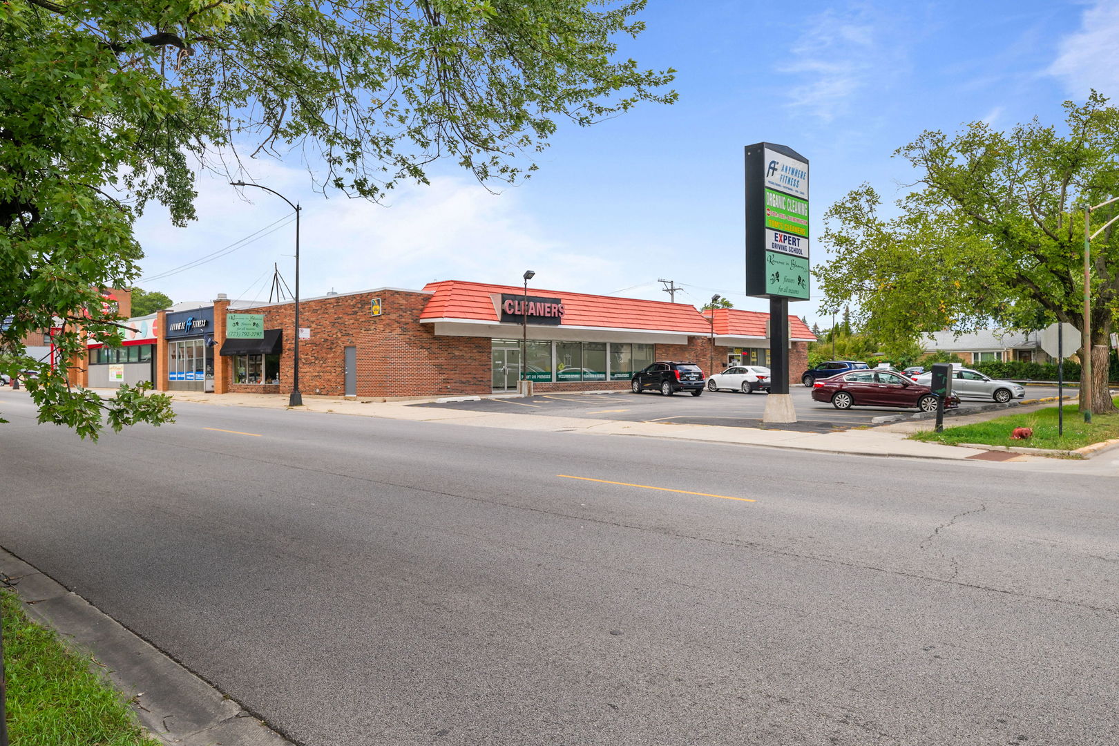 7642 W Touhy Avenue Property Photo 4