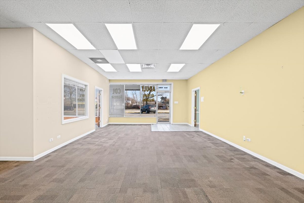 7642 W Touhy Avenue Property Photo 23