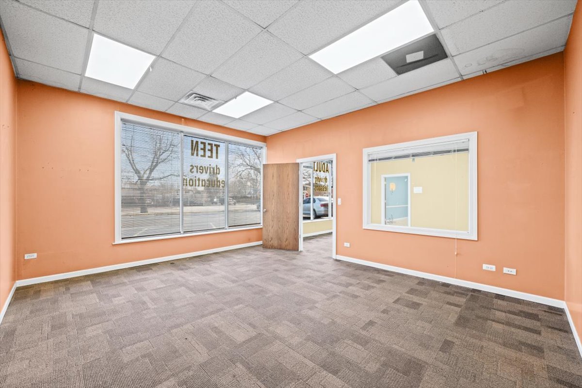 7642 W Touhy Avenue Property Photo 29