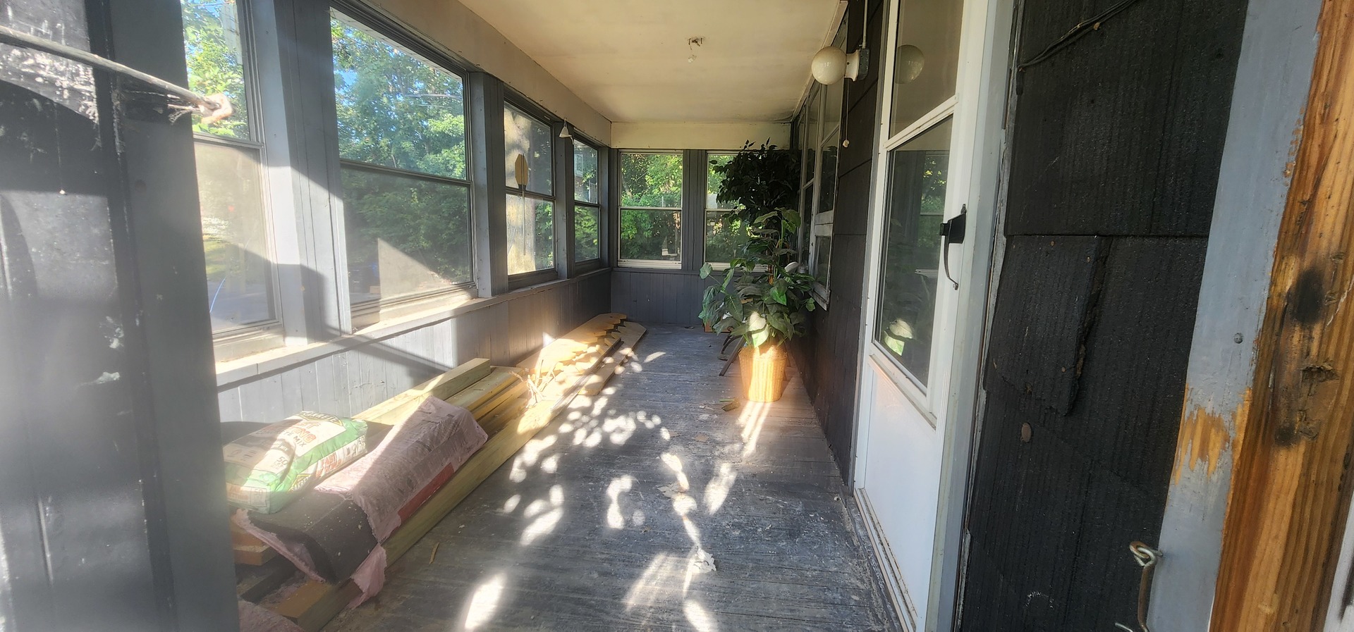 1059 E 80th Street Property Photo 6