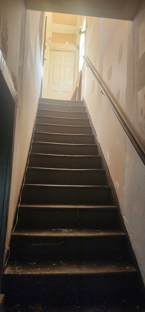 1059 E 80th Street Property Photo 11