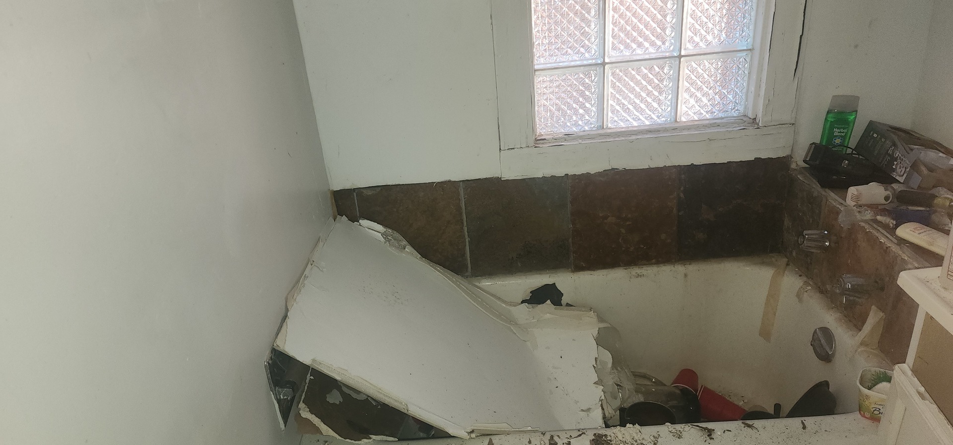 1059 E 80th Street Property Photo 18