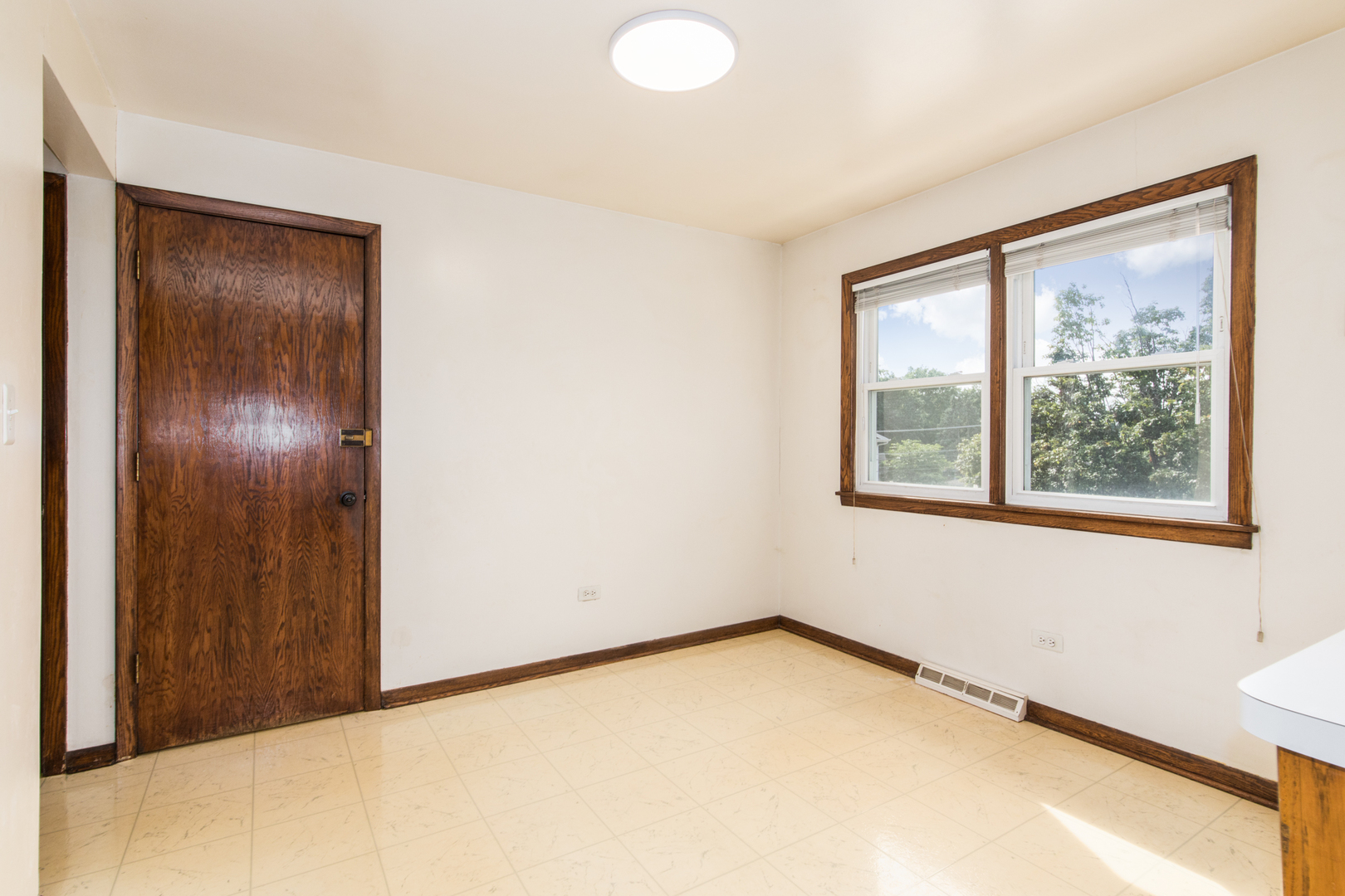 1316 N Northwest Highway Property Photo 21