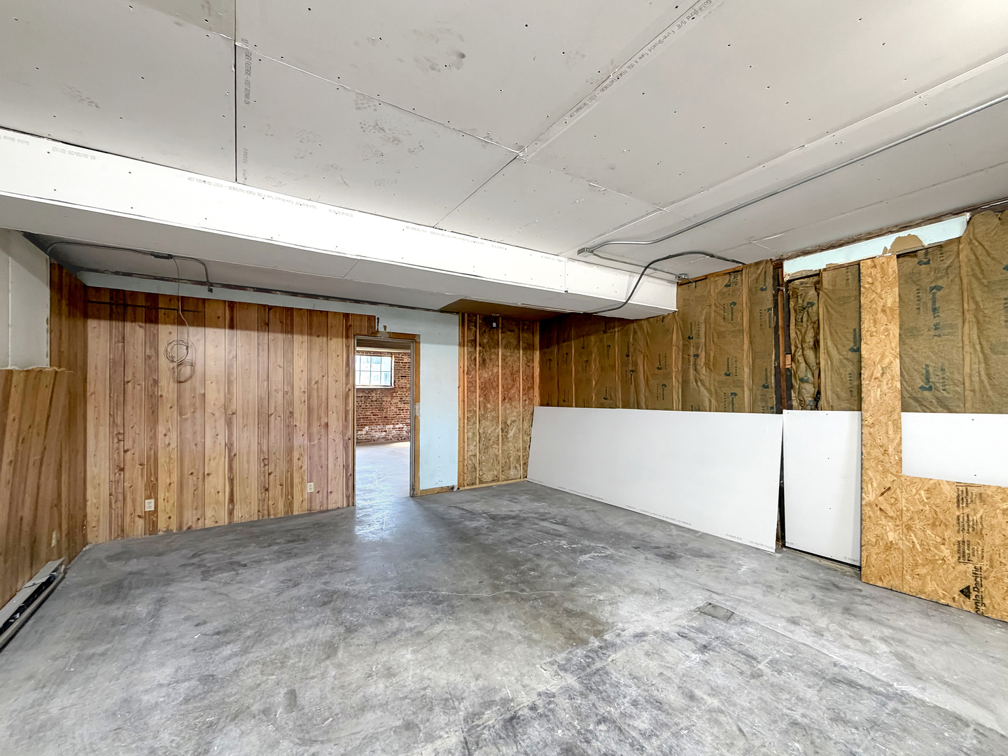 515 E Stephenson Street Property Photo 8