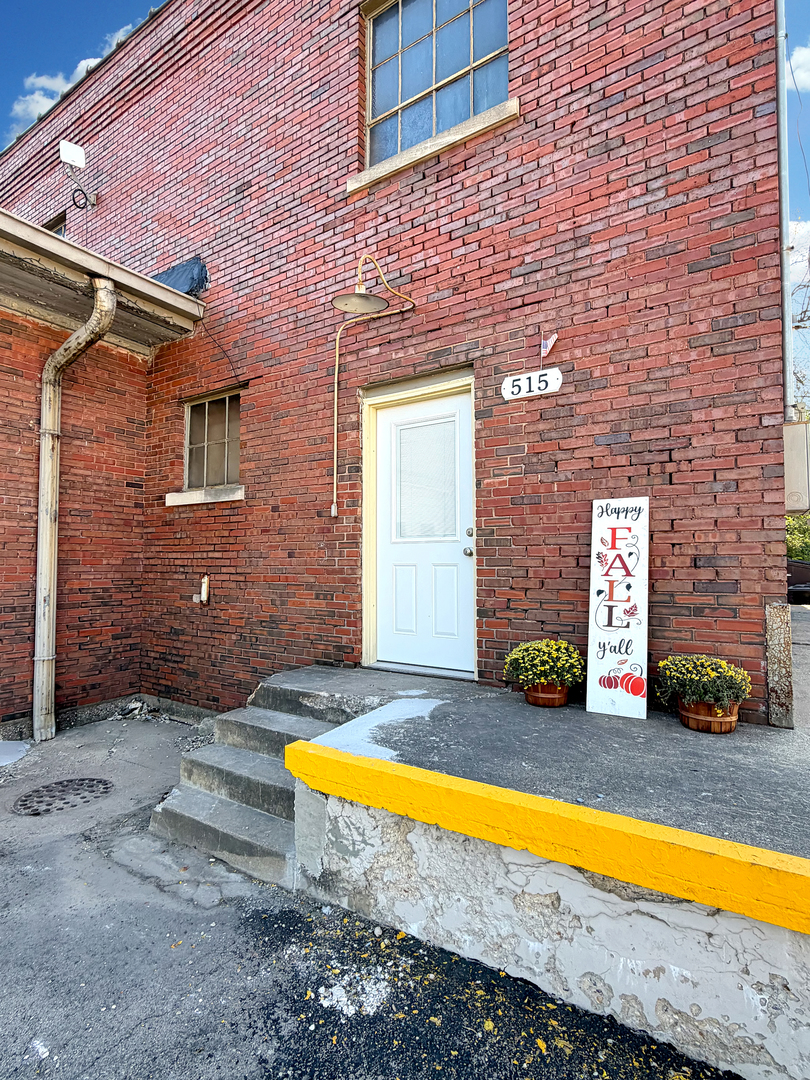 515 E Stephenson Street Property Photo 10