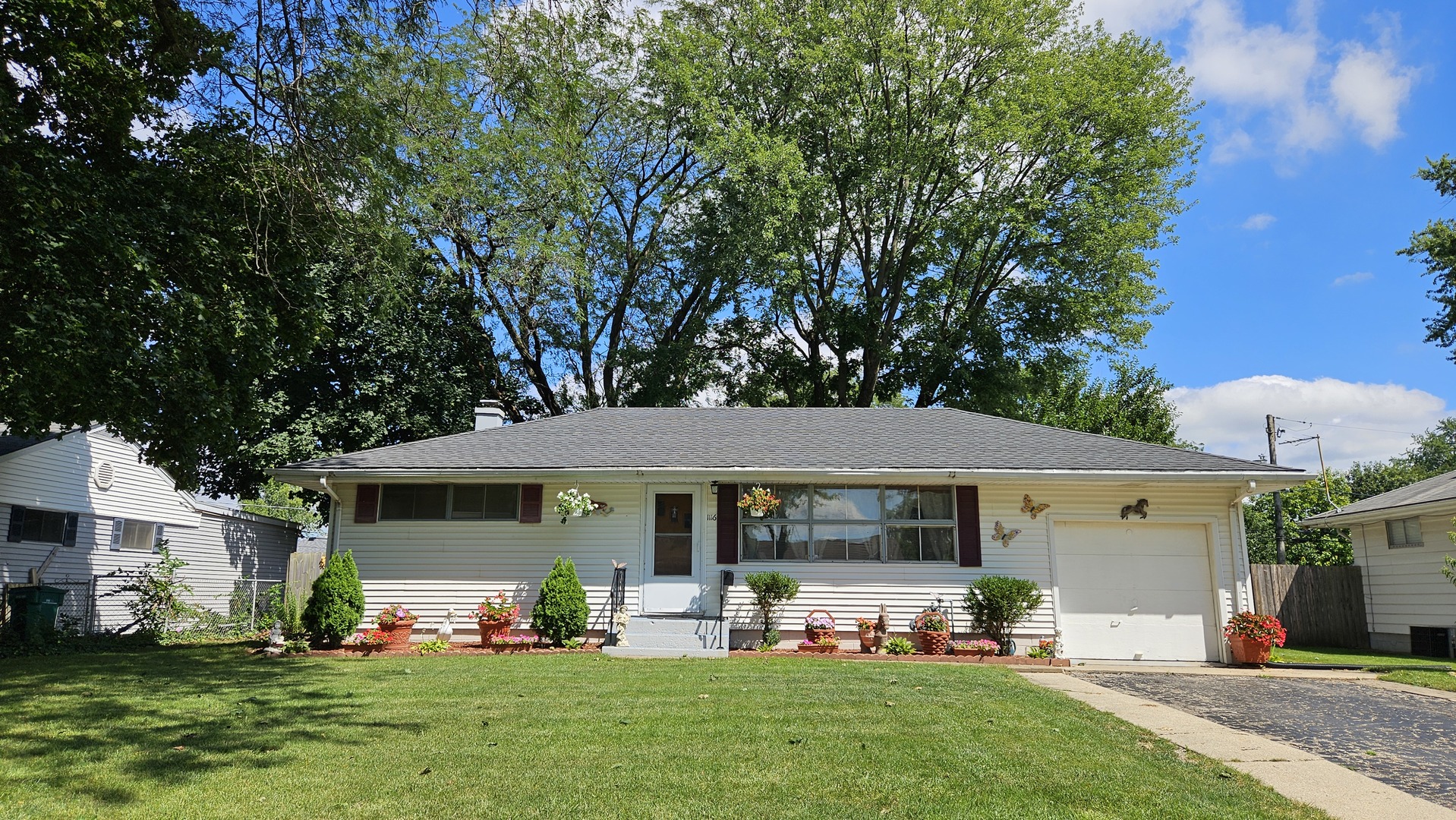 1116 Winthrop Avenue Property Photo 1